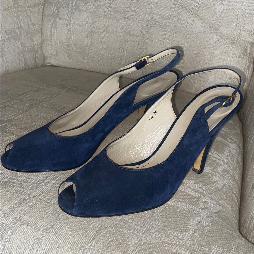 JONATHAN peep toe leather heels